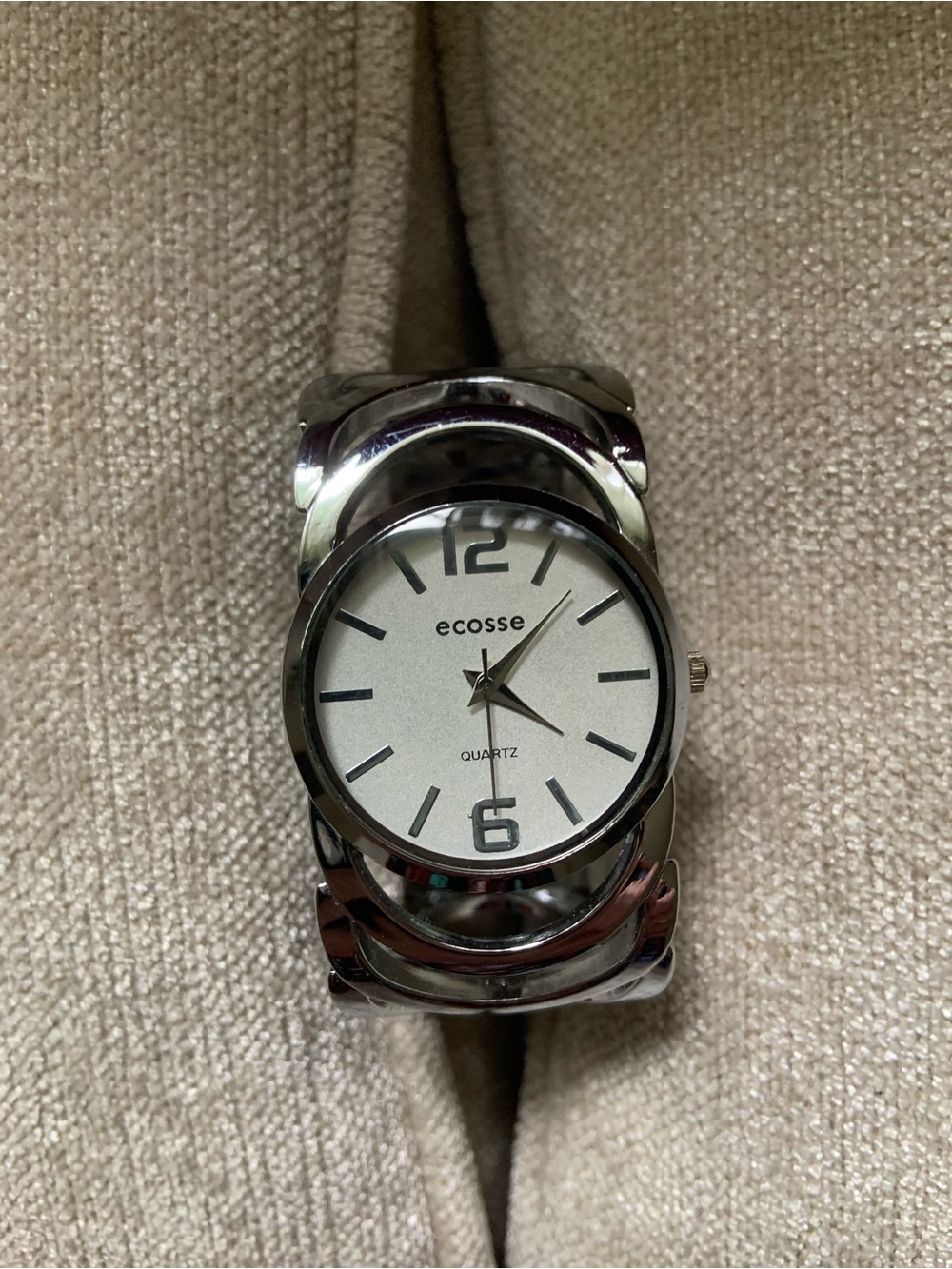 Ecosse Silver-Tone Women's Bracelet Watch with White Dial